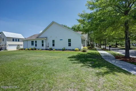 4002 Harkers Way New Bern NC 28562