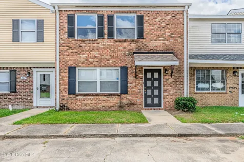 209 Myrtlewood Circle Jacksonville NC 28546