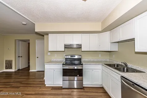 209 Myrtlewood Circle Jacksonville NC 28546