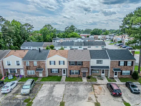 209 Myrtlewood Circle Jacksonville NC 28546