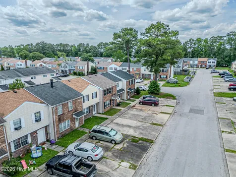 209 Myrtlewood Circle Jacksonville NC 28546