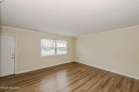 209 Myrtlewood Circle Jacksonville NC 28546