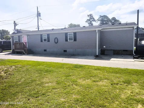 51 Clarkland Village Street White Lake NC 28337