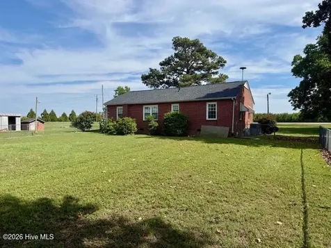 3356 W Nc 97 Spring Hope NC 27882
