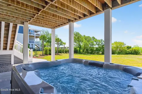 512 Twisted Oak Lane Sunset Beach NC 28468