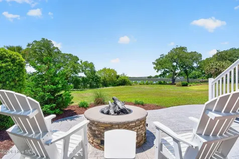 512 Twisted Oak Lane Sunset Beach NC 28468
