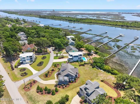 512 Twisted Oak Lane Sunset Beach NC 28468