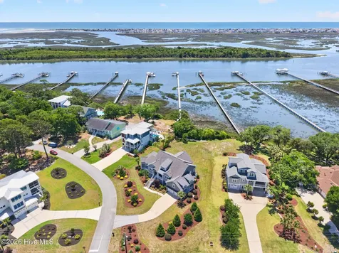 512 Twisted Oak Lane Sunset Beach NC 28468