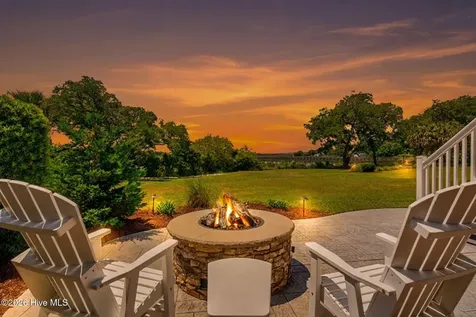 512 Twisted Oak Lane Sunset Beach NC 28468