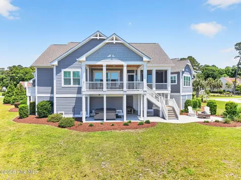 512 Twisted Oak Lane Sunset Beach NC 28468