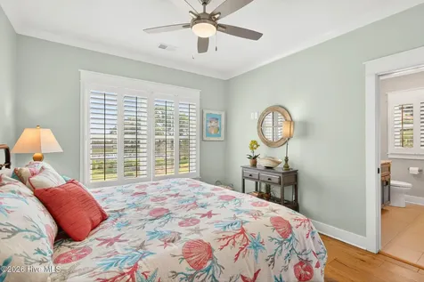 512 Twisted Oak Lane Sunset Beach NC 28468