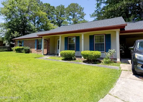 207 E Willowood Lane Jacksonville NC 28546