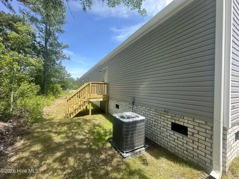 1713 Colon Mintz Road NE Leland NC 28451