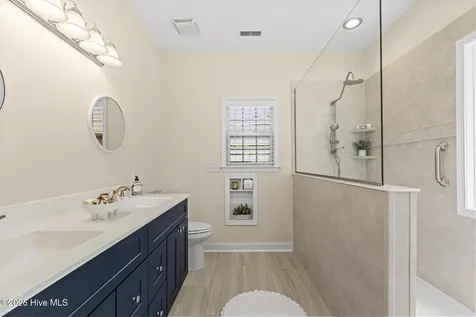909 Woodridge Court SE Leland NC 28451