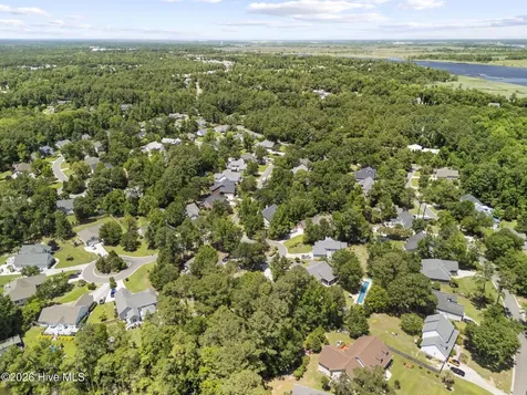 909 Woodridge Court SE Leland NC 28451
