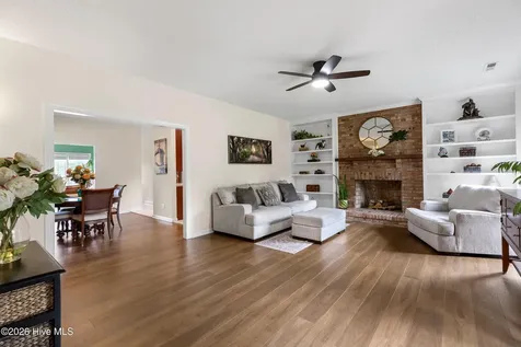 122 Circle Drive Hampstead NC 28443