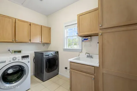 122 Circle Drive Hampstead NC 28443