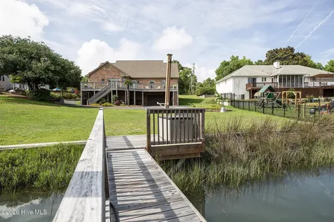 122 Circle Drive Hampstead NC 28443