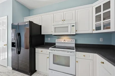 6013 Pelican Drive New Bern NC 28560