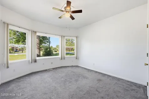 6013 Pelican Drive New Bern NC 28560