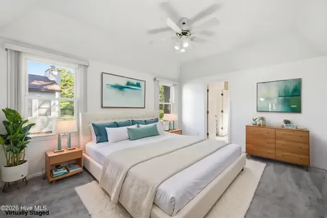 6013 Pelican Drive New Bern NC 28560