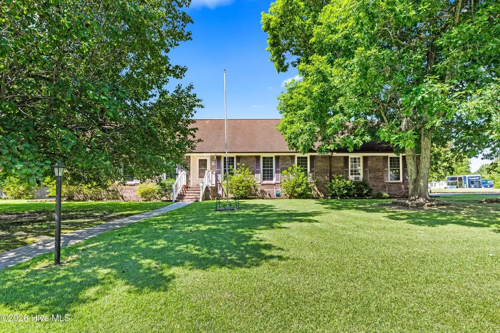 1110 Westmoreland Drive Jacksonville NC 28546