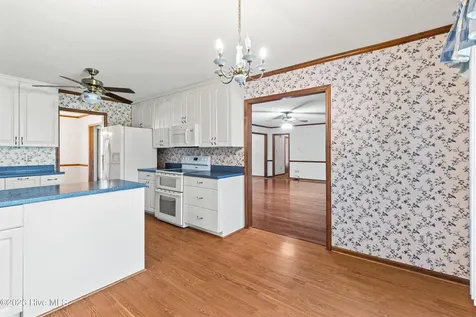 1110 Westmoreland Drive Jacksonville NC 28546