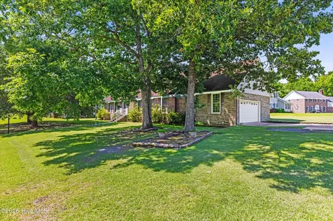 1110 Westmoreland Drive Jacksonville NC 28546