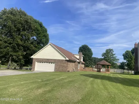 1110 Westmoreland Drive Jacksonville NC 28546
