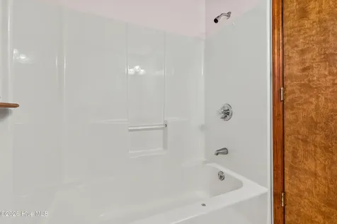 1110 Westmoreland Drive Jacksonville NC 28546