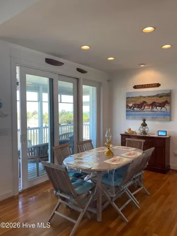 141 East Drive Harkers Island NC 28531