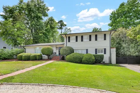 202 Forest Hills Drive Wilmington NC 28403