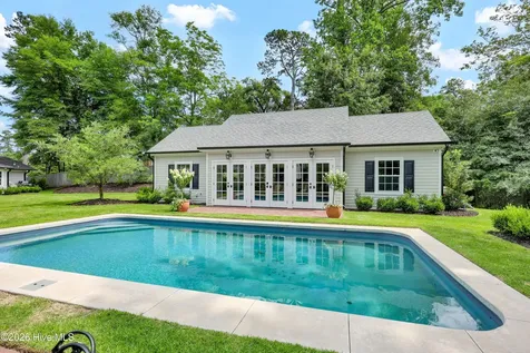 202 Forest Hills Drive Wilmington NC 28403