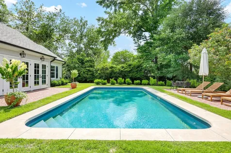 202 Forest Hills Drive Wilmington NC 28403