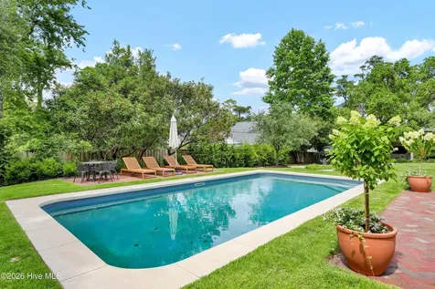 202 Forest Hills Drive Wilmington NC 28403