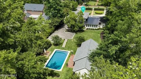 202 Forest Hills Drive Wilmington NC 28403