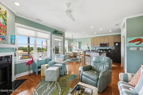 112 Oakleaf Drive Pine Knoll Shores NC 28512