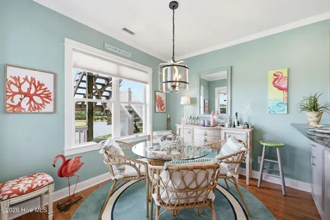 112 Oakleaf Drive Pine Knoll Shores NC 28512