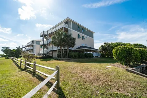 112 Oakleaf Drive Pine Knoll Shores NC 28512