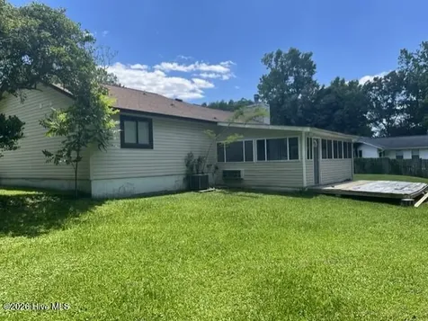 1312 Wolf Swamp Road Jacksonville NC 28546