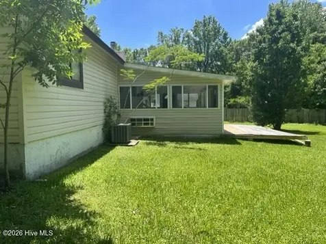 1312 Wolf Swamp Road Jacksonville NC 28546