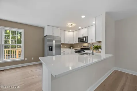 106 Dolphin Drive Hampstead NC 28443