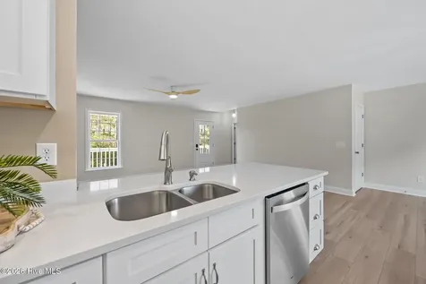 106 Dolphin Drive Hampstead NC 28443