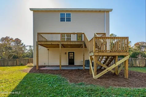 106 Dolphin Drive Hampstead NC 28443