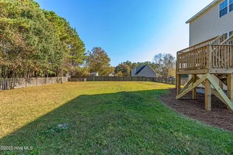 106 Dolphin Drive Hampstead NC 28443