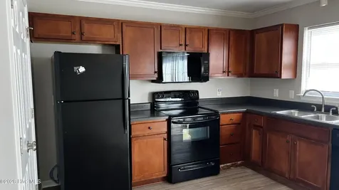 1548 Manning Forest Drive Greenville NC 27834