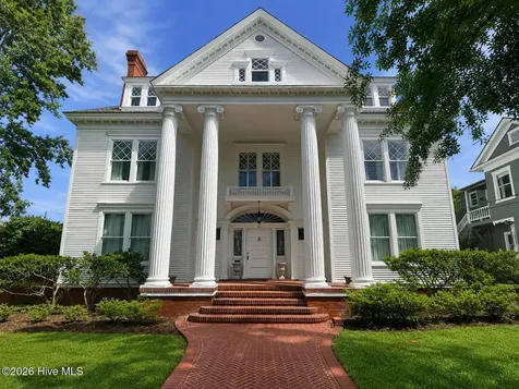 113 Nun Street Wilmington NC 28401