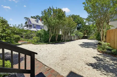 113 Nun Street Wilmington NC 28401