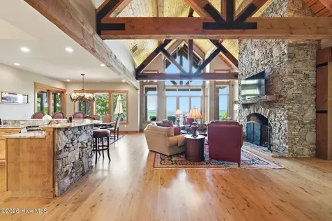 44 Eagles View Way Hayesville NC 28904