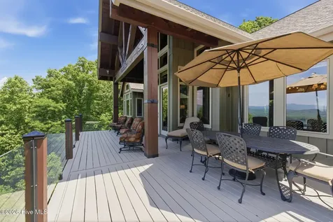 44 Eagles View Way Hayesville NC 28904